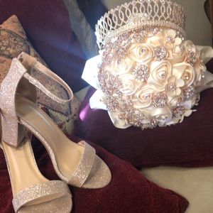 Meet your Posher, Amira